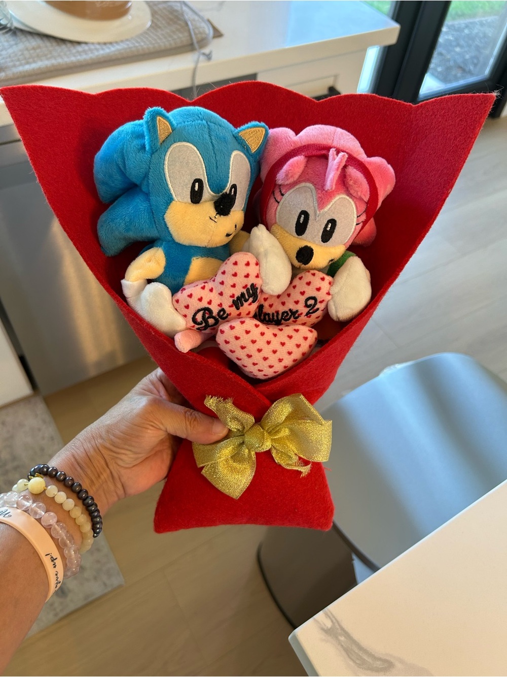 Sega Sonic & Amy Plush Valentine Bouquet with Blue & Pink Characters